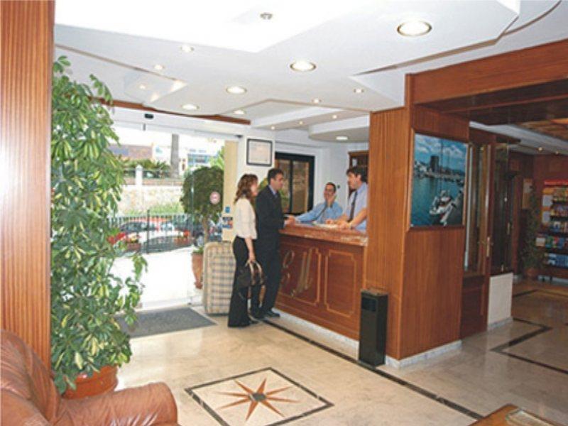 Apartamentos Mediterraneo Marbella Exterior foto